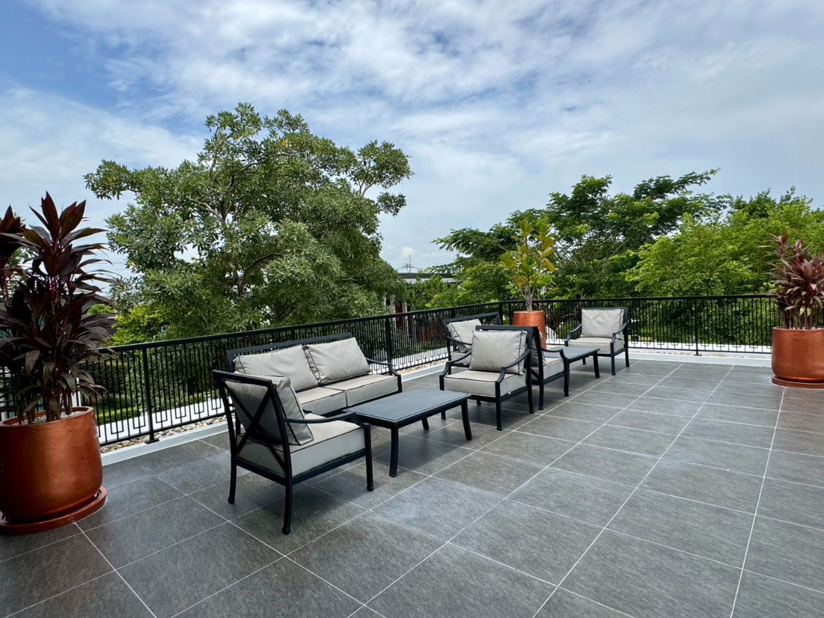 picture "Setthasiri Krungthep–Pathumthani 2 – Where elegant design and smart functionality meet truly accessible living." - 23/23
