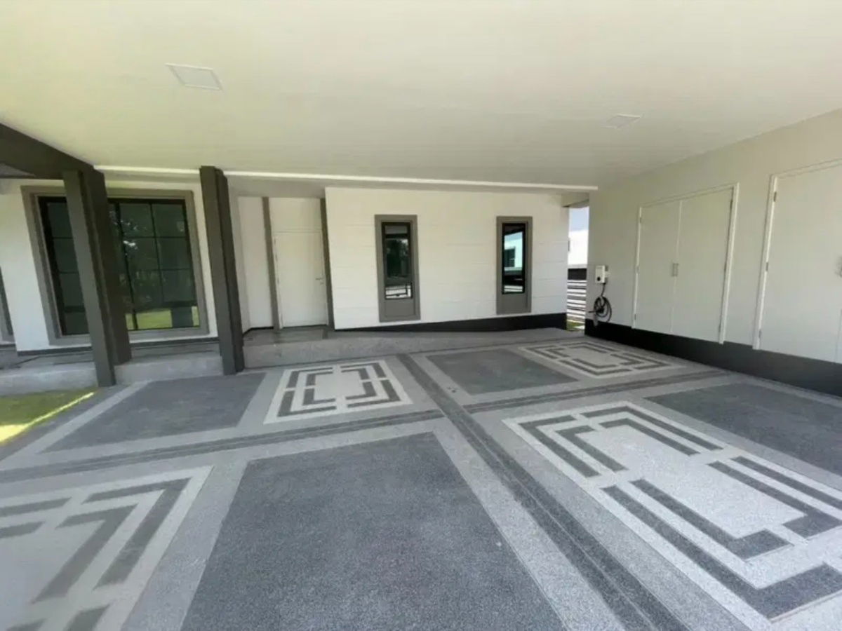 picture Don’t Miss Out! Beautiful House No. 199/4  Prime location near Si Saman Expressway, right next to a golf course! , Setthasiri Krungthep–Pathumthani 2 - 5/26