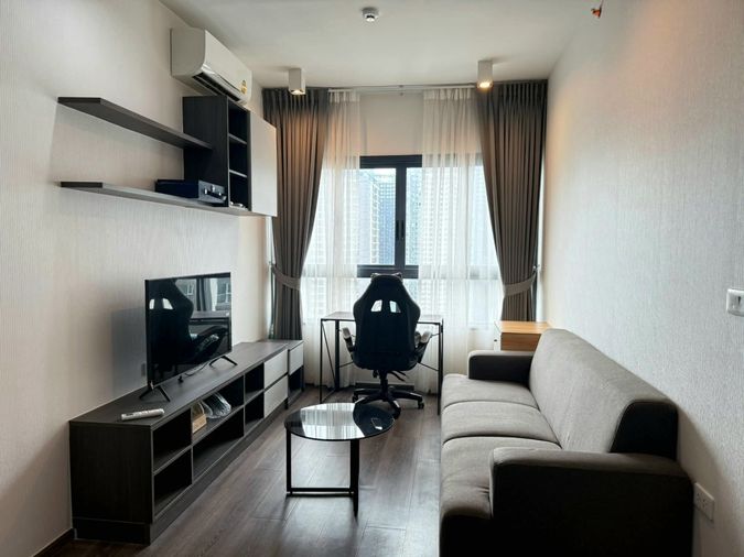 🌟 Stylish 2BR Condo for Rent at Ideo Asoke-Rama 9 | Ready to Move In!