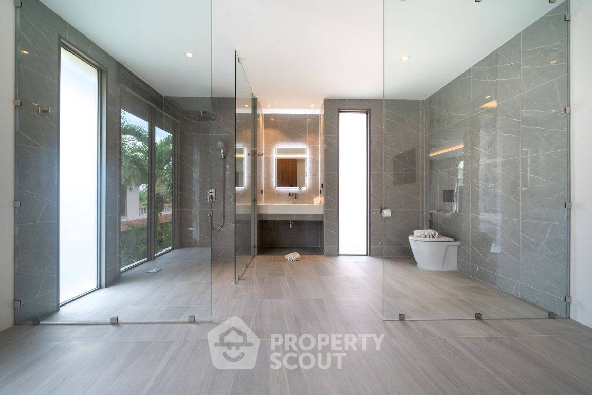 picture The Oriental Villa Kamala - A Brand New 3-Bedroom Pool Villa in Kamala (ID 1534738) - 8/31
