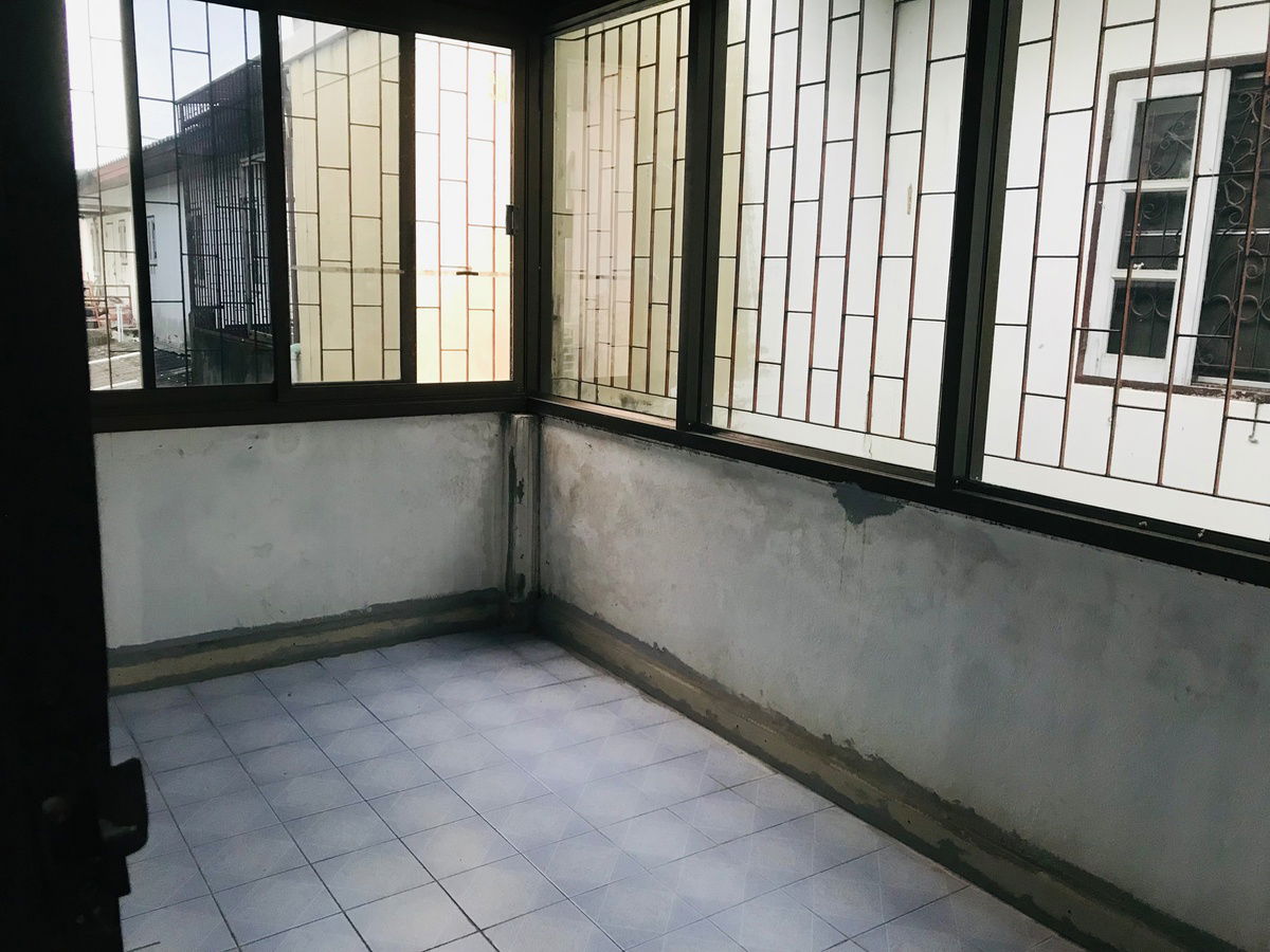 รูป ด่วน! ขายทาวน์เฮ้าส์ 2 ชั้น หมู่บ้านพูนสุข บางนา–สุวรรณภูมิ ราคา 1.15 ล้าน 19.5 ตรว - รูปที่ 17/23