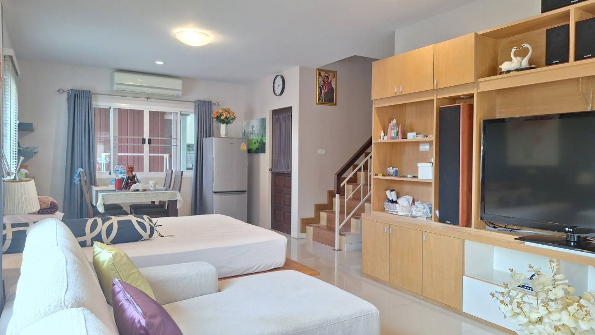 รูป ขายบ้านเดี่ยวโครงการลากูนน่าโฮม เฟส 10เนื้อที่ 72.10 ตร.ว. 3 ห้องนอน 2 ห้องน้ำ ราคาเพียง ล้านบาท  พร้อมอยู่ พร้อมเฟอร์และเครื่องใช้ไฟฟ้า  - รูปที่ 5/58