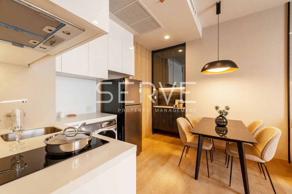 รูป Modern Style 2 Beds High Fl. Good Location in Asoke Area BTS Asok & MRT Sukhumvit 500 m. / For Rent-Noble BE19 - รูปที่ 11/12