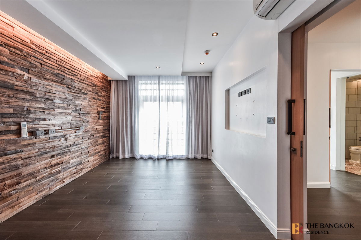 picture Penthouse Condominium 3 🌟 Luxury Penthouse, Large Stylish Finishing near BTS Ekkamai - 5/20