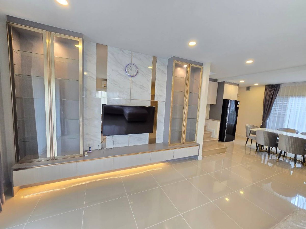 picture Perfect Place Village Rama 9 - Krungthep Kreetha - 1/10
