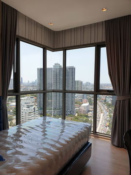 P-38985 Condo for  rent Whizdom Station Ratchada-Thapra fully furnished (Confirm again when visit). 