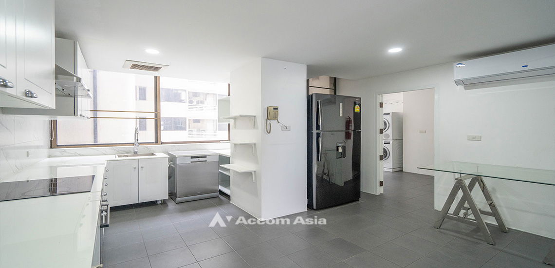 รูป 🔼🔽 AccomA 📩 Classically elegant unit with skyline balcony view (24496) - รูปที่ 6/18