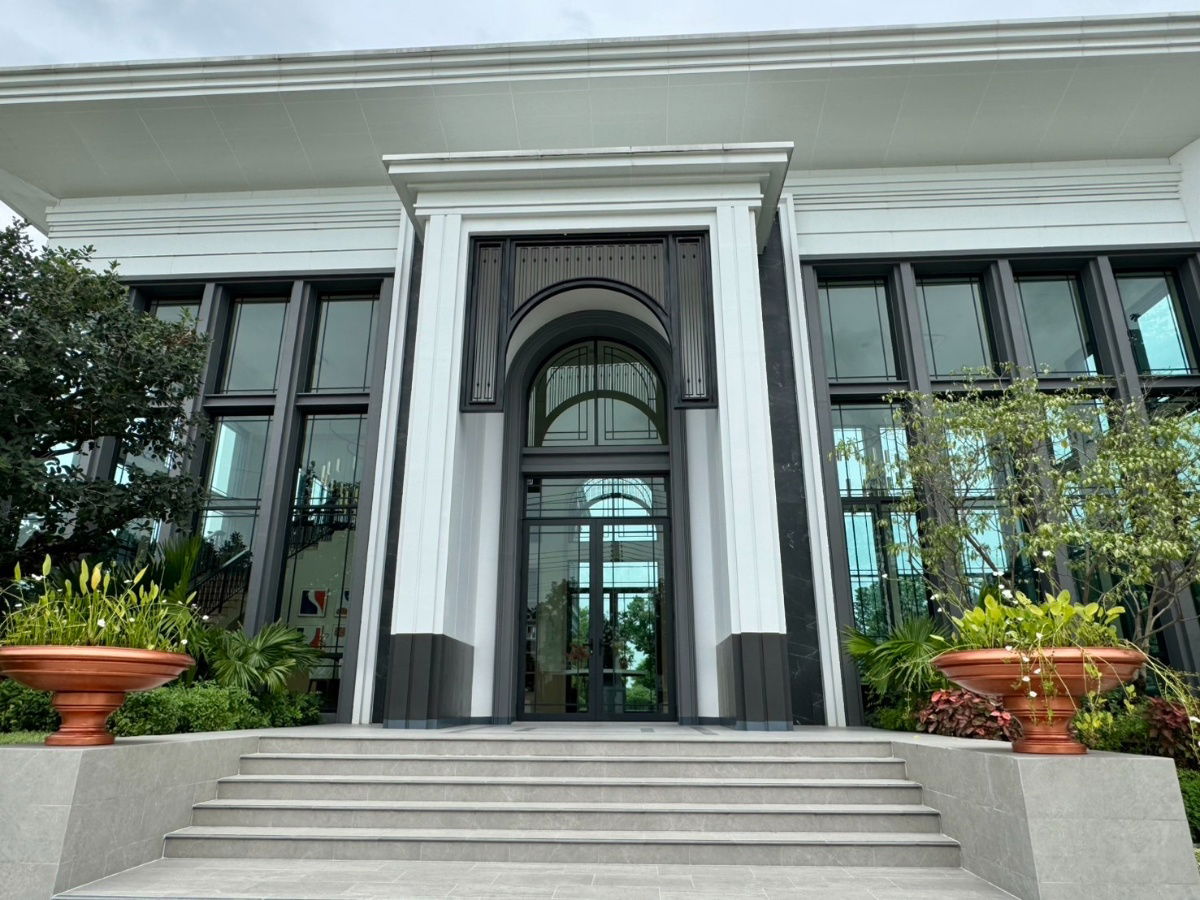 รูป "เศรษฐสิริ กรุงเทพ-ปทุมธานี 2" บ้านเดี่ยวที่เปิดรับวิวสนามกอล์ฟขนาดใหญ่ - รูปที่ 30/35