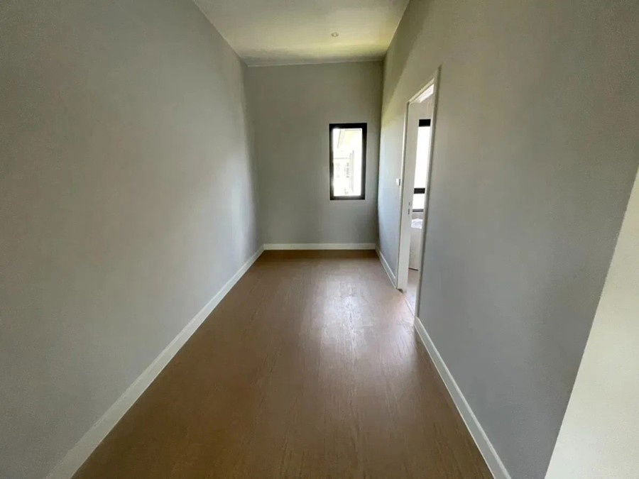 picture Large luxury single house , located at the best spot in the project with golf course views and parking for 6 cars, Setthasiri Krungthep-Pathumthani 2 - 20/26