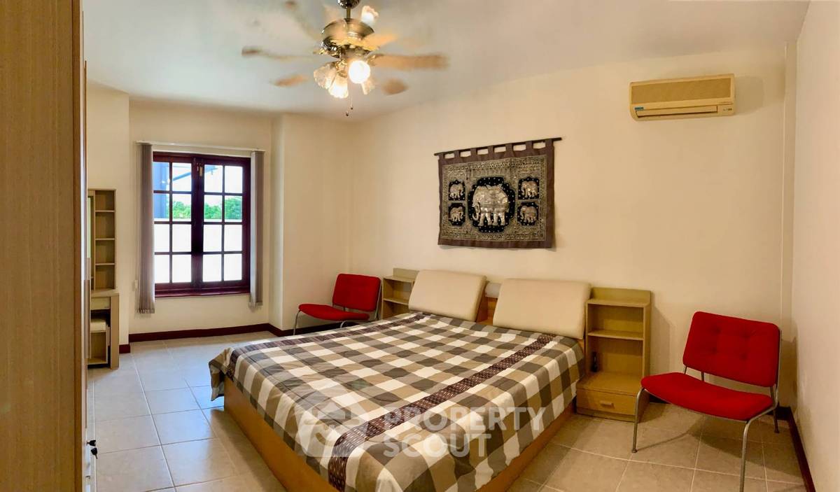 picture 4-BR Villa in Nong Kae (ID 1094572) - 8/25