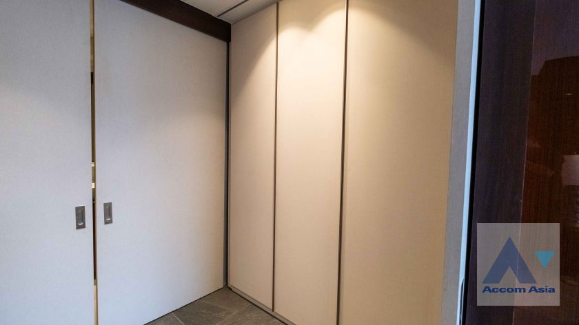 รูป 🔼🔽 AccomA 📩 Modern luxury condo with wide balcony in Thonglor (AA21564) - รูปที่ 19/20