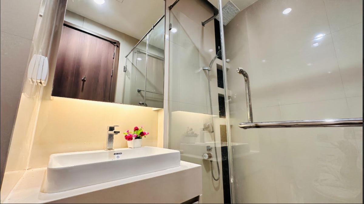 รูป ว่างพร้อมอยู่! Menam Residences. 3นอน 160ตร.ม. Line id: @pfagent - รูปที่ 20/21