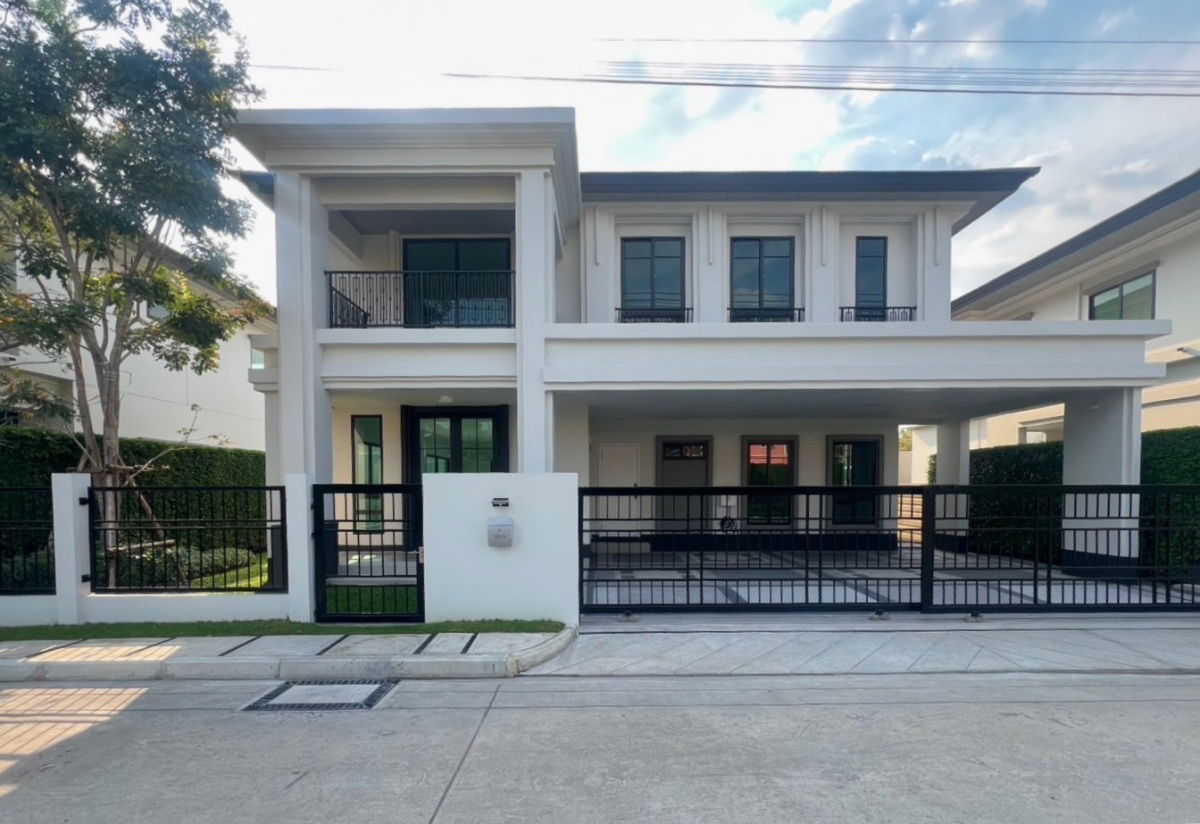 picture ✨ Luxury Detached House on a Large Plot, Main Road Location at “Setthasiri Phahonyothin–Sai Mai” 💰 Great Price Before the Zone Closes! - 1/13