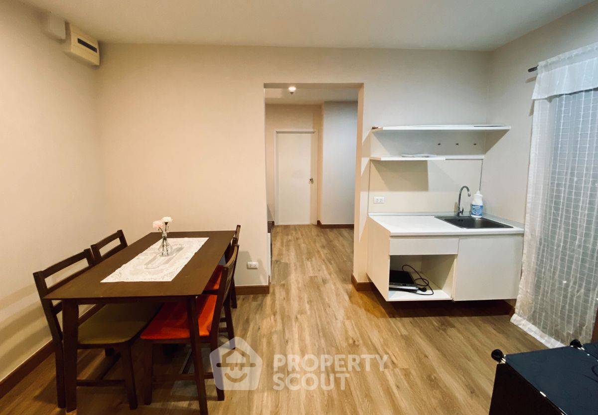 picture 2-BR Condo at Plum Condo Central Station near MRT Sam Yaek Bang Yai (ID 2108004) - 9/16
