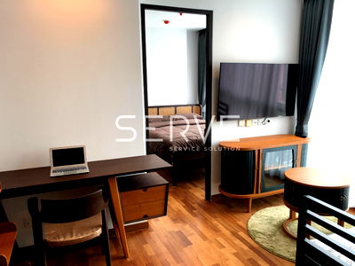 Condos for rent : 1 Bed 1 Bath Nice Room Good Location Close to BTS Ratchathewi 350 m. and Siam Paragon @ Wish Signature Midtown Siam