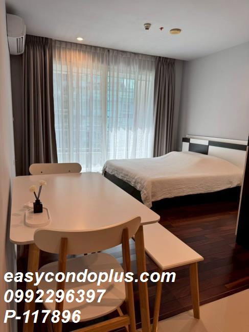 picture P-117896 Condo for sell Circle Condominium fully furnished. - 5/9