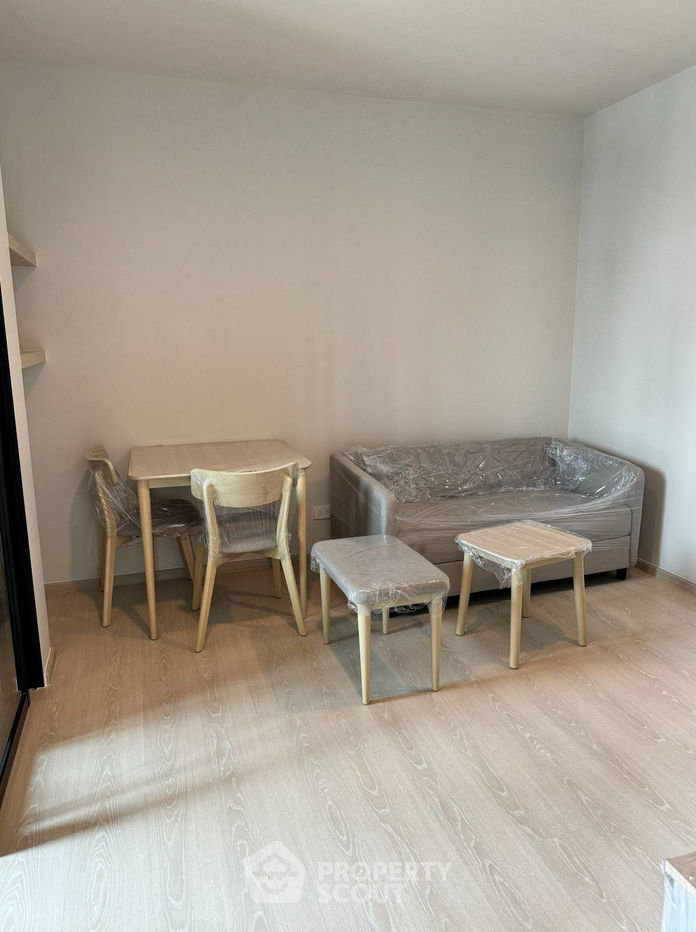 picture 1-BR Condo at NUE Mega Plus Bangna in Bang Kaeo (ID 2032789) - 1/8