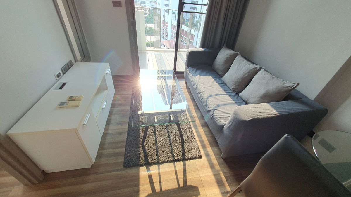 picture This room is a special Rare Item! Big Balcony! - 1/7