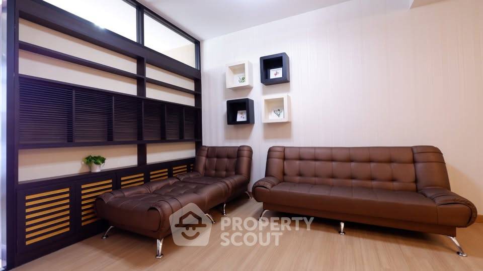 picture 1-BR Condo at Baan Sathorn Chaopraya near BTS Krung Thon Buri (ID 2225152) - 4/5