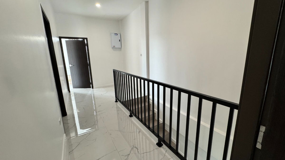 รูป โครงการ Narit Ville ทาวน์โฮม 2 ชั้น 4 ห้องนอน 4 ห้องน้ำ - รูปที่ 4/18