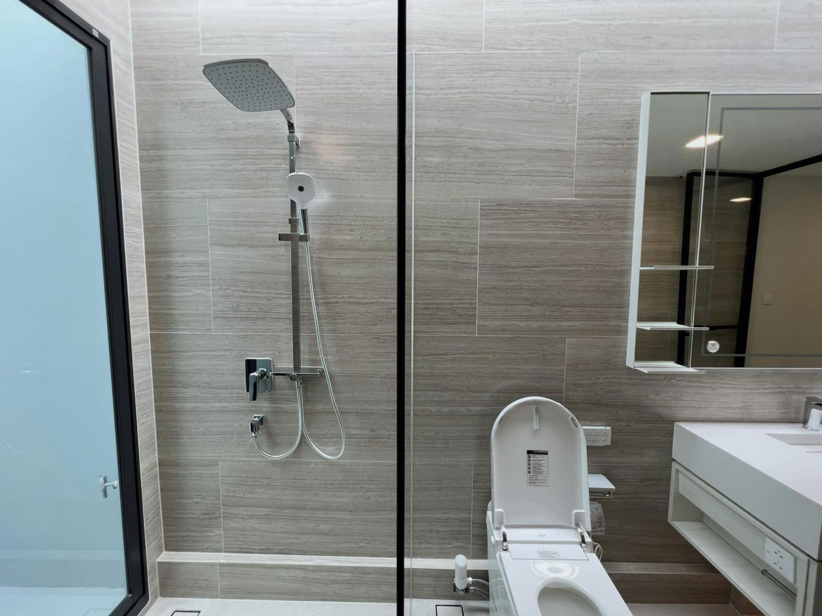 รูป เช่า ให้เช่าบ้านเดี่ยว VIVE กรุงเทพกรีฑา บ้านเดี่ยวหรู Modern Luxury ที่สุดของการใช้ชีวิต บนทำเลศักยภาพ "กรุงเทพกรีฑาตัดใหม่"  Line ID: @951qfbfi - รูปที่ 36/37