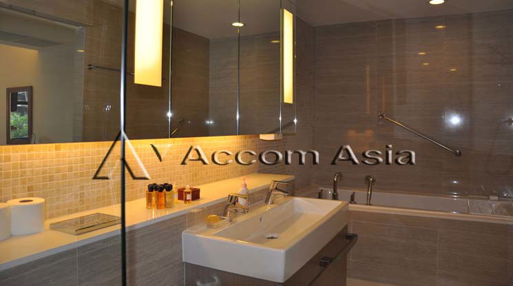 รูป 🔼🔽 AccomA 📩 Elegant condo with garden view and warm wood finishes (13001365) - รูปที่ 16/16