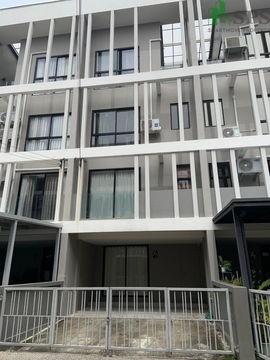 บ้านทาวน์โฮมให้เช่า Y Residence สุขุมวิท 113 ซอยวัดด่านสำโรง (SPSEVE1083)