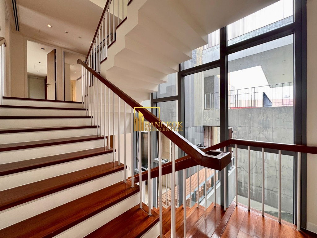 รูป The Pano | Exceptional 3 Bed Triplex Riverside Villa in Rama 3 - BR17094CD - รูปที่ 19/65