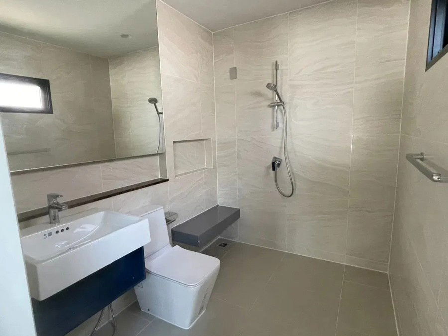 picture Large luxury single house , located at the best spot in the project with golf course views and parking for 6 cars, Setthasiri Krungthep-Pathumthani 2 - 25/26