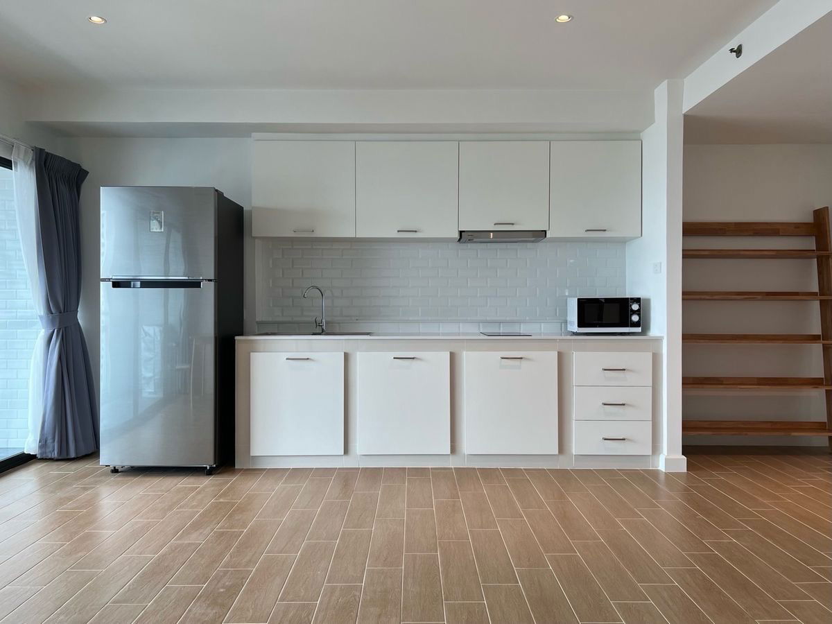 picture #S4159 For Rent The Natural Place Suite Condominium - 4/15