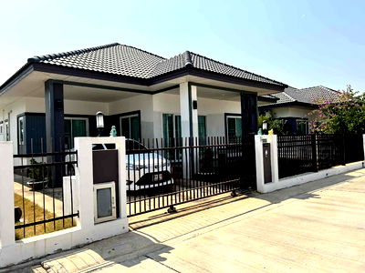 บ้านเดี่ยว นครราชสีมา (โคราช) : ขายบ้านเดียวโครงการtheFirst4byสิรารมย์บายพาสจอหอ ขนาด58 ตร.ว.3 ห้องนอน 2 ห้องน้ำ 1 ห้องครัว 1 ห้องรับแขกจอดรถ 2 คัน 