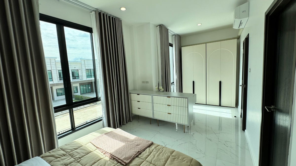 รูป โครงการ Narit Ville ทาวน์โฮม 2 ชั้น 4 ห้องนอน 4 ห้องน้ำ - รูปที่ 6/18