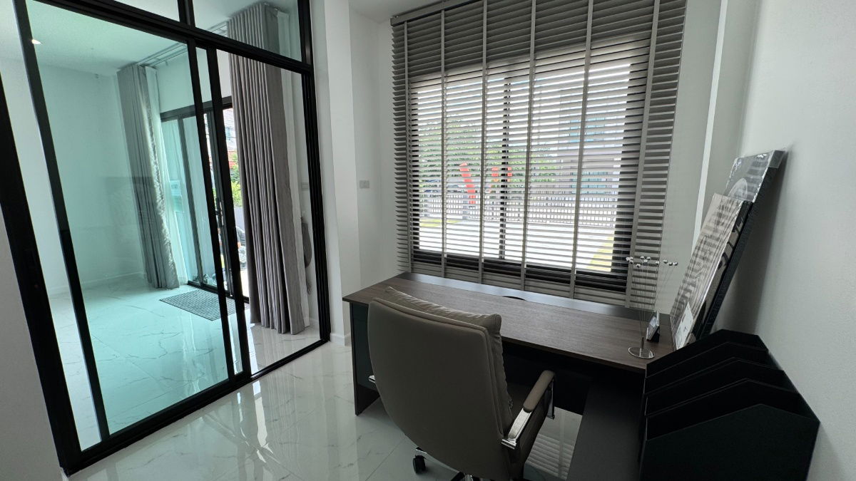 รูป โครงการ Narit Ville ทาวน์โฮม 2 ชั้น 4 ห้องนอน 4 ห้องน้ำ - รูปที่ 9/18