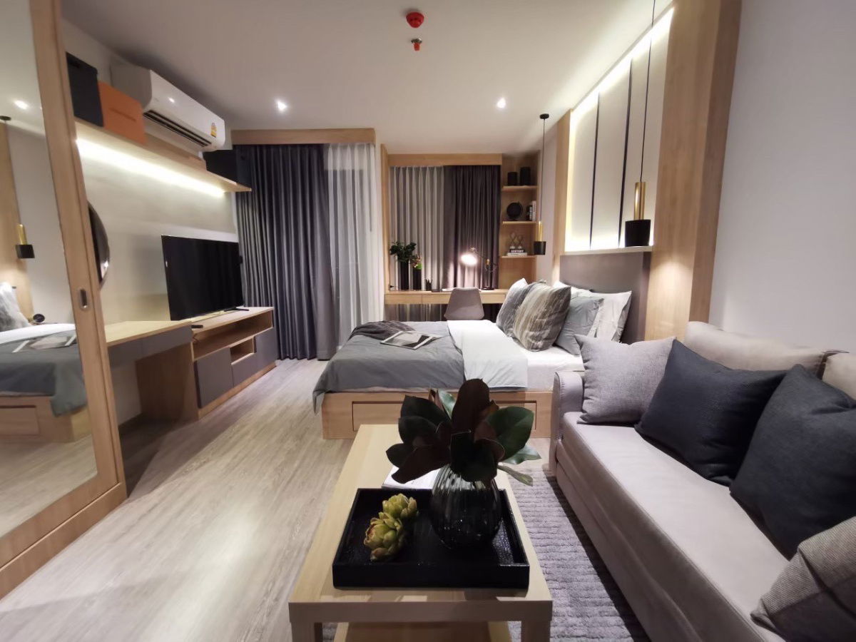 picture For Rent Studio unit 31 Sqm. Built-in & Fully furnished - 1/6