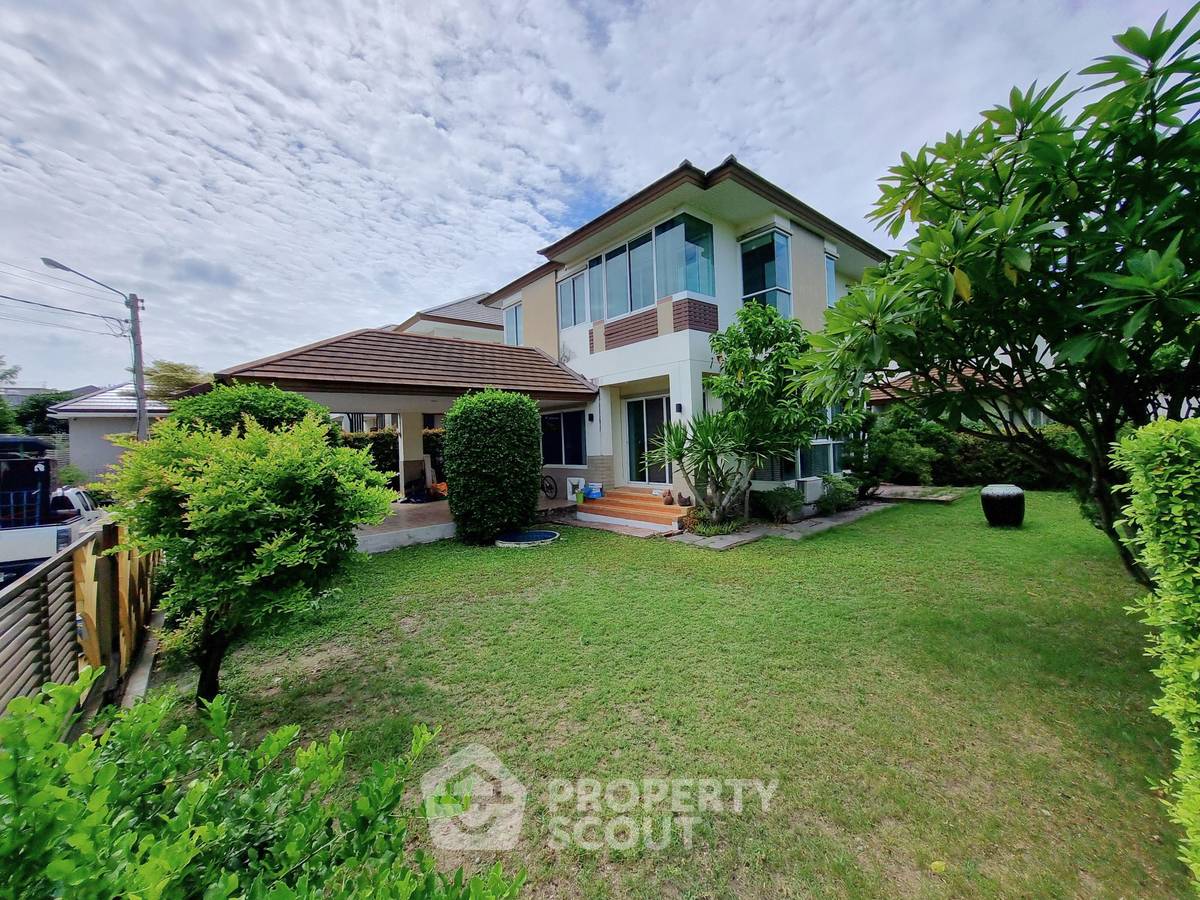 picture 3-BR House at Busarakham Residence in Sala Thammasop (ID 2180220) - 3/24