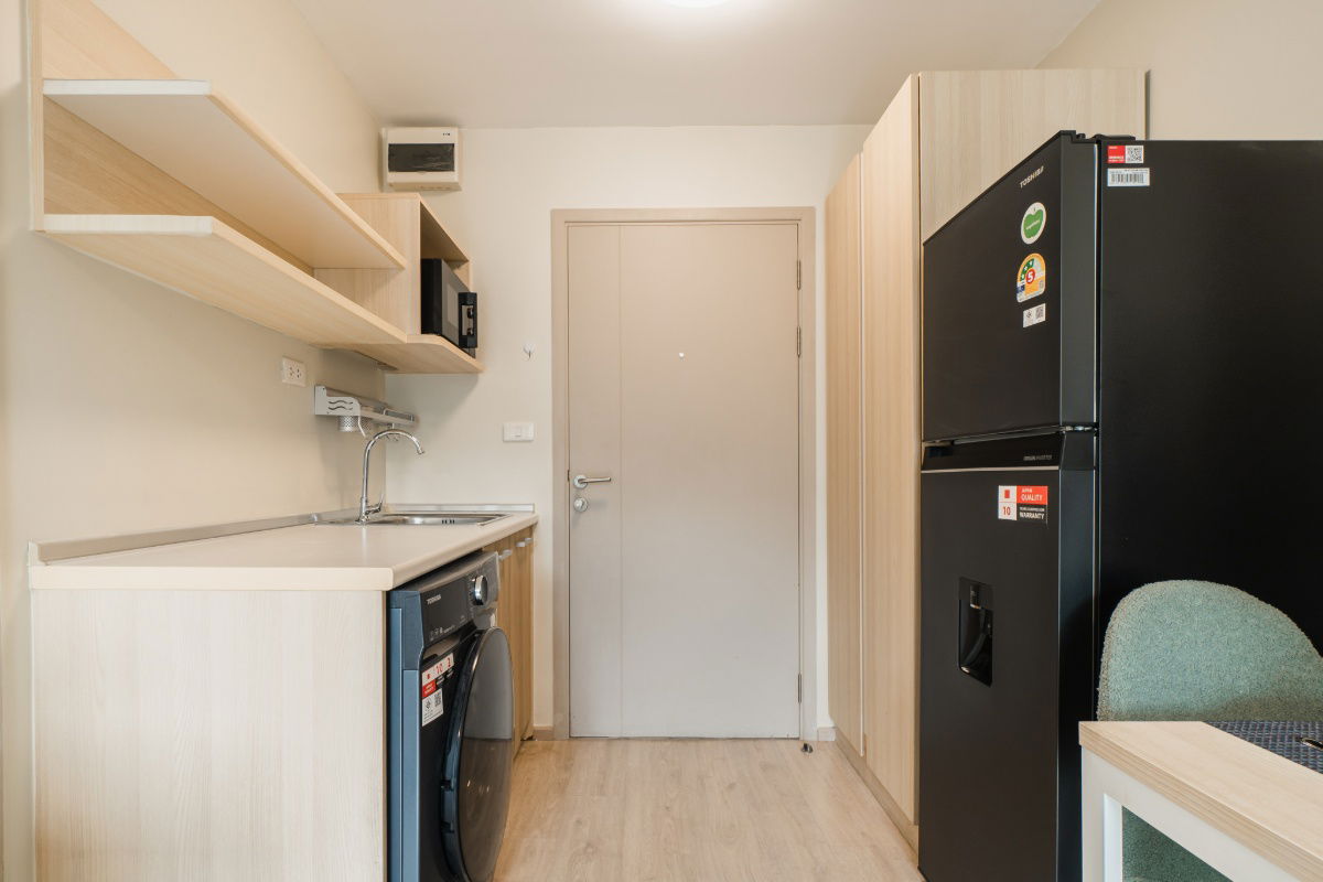 picture 📢 New Listing! Condo for Rent – Elio Del Ray Sukhumvit 64 - 8/19