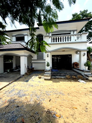 Houses for sale Bangkok : House for sale, Pruksachat Ramkhamhaeng 118, Soi 8, 114 sq m, 11.4 million baht