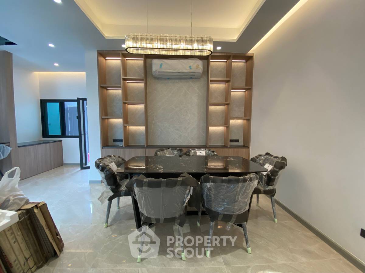 picture 4-BR House near ARL Ramkhamhaeng (ID 2226122) - 16/18