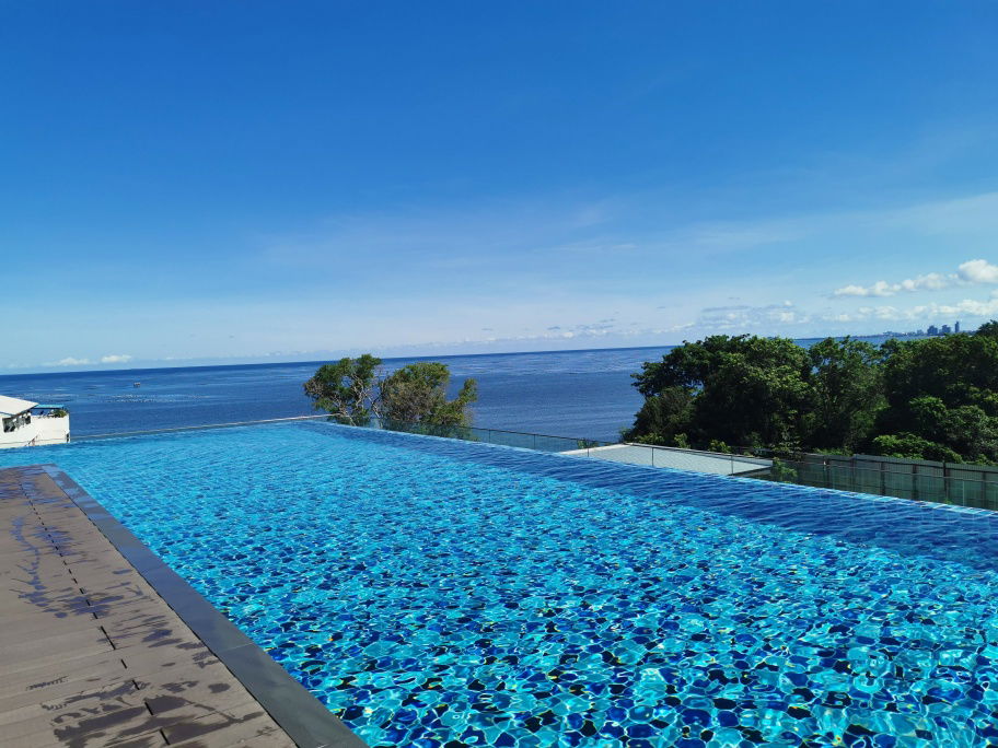 picture Fully furnished beachfront condominium in Sriracha, Chonburi  - 11/17