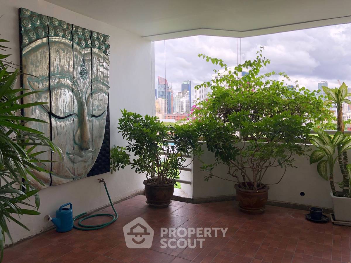 picture 3-BR Condo at La Cascade Condominium near BTS Ekkamai (ID 2224082) - 4/23