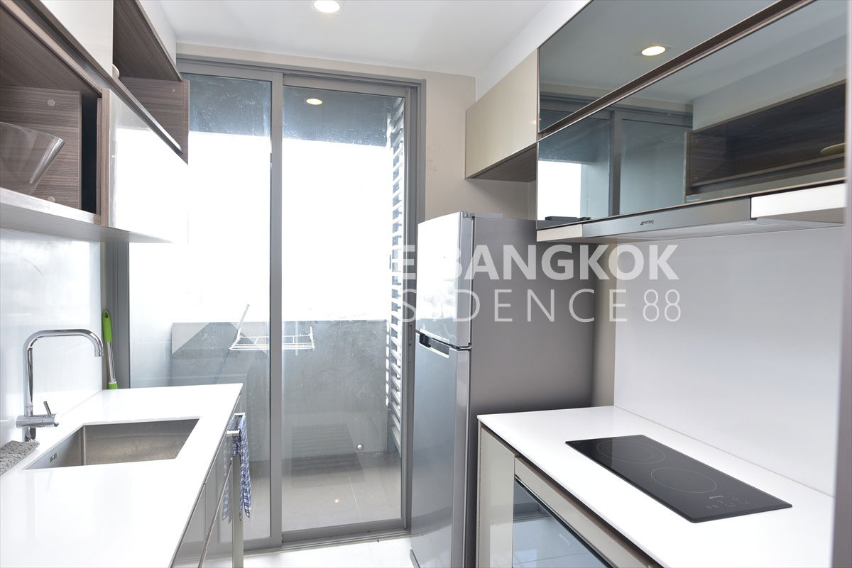 picture The Room Rama 4 🔥 Beautiful Unit in a Popular Project, Near MRT Hua Lamphong - 8/10