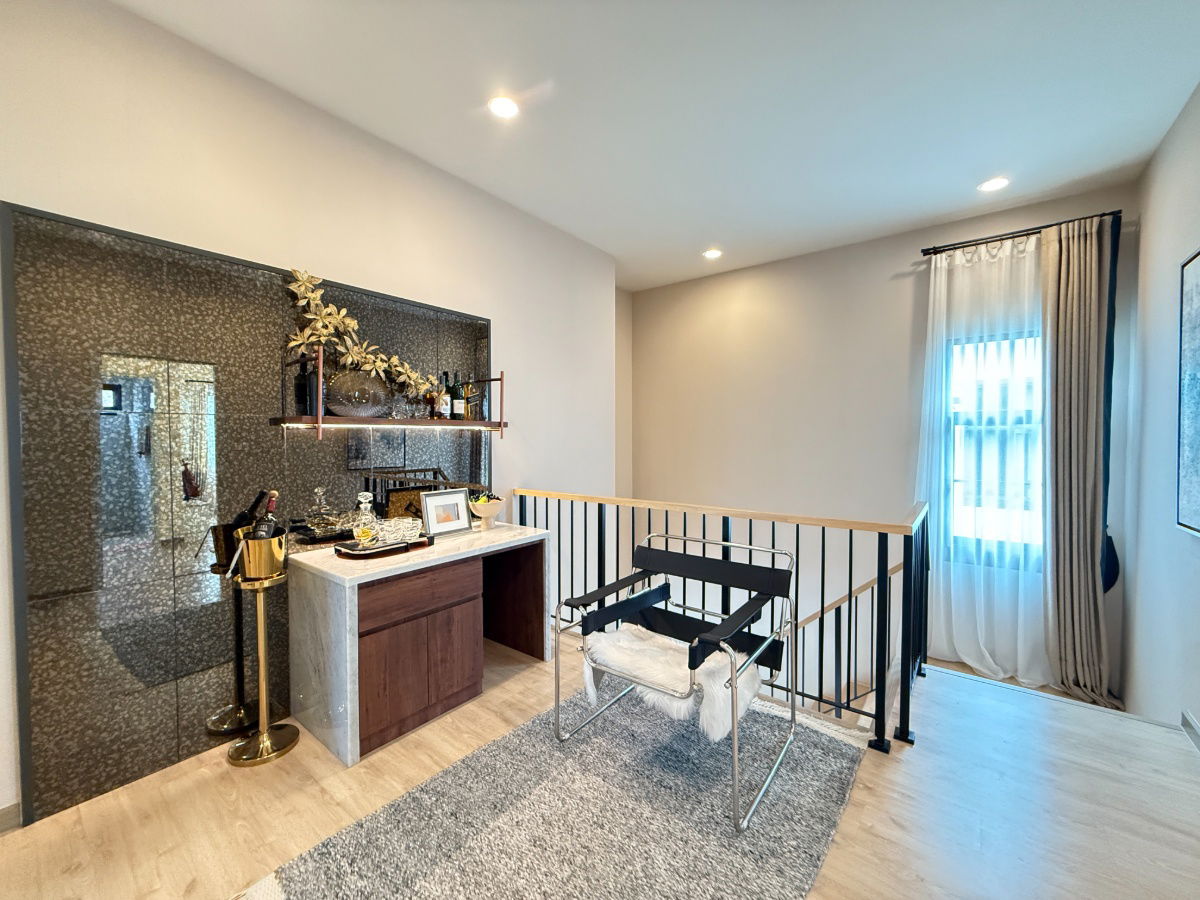 picture House for Sale (Ready to Move In) - Fully Furnished - Saransiri Ratchapuek 345 - Project by Sansiri  - 8/13