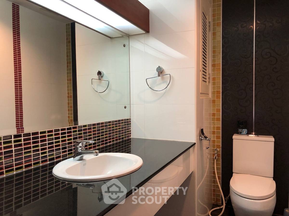 picture 3-BR Condo at La Cascade Condominium near BTS Ekkamai (ID 2224082) - 8/23