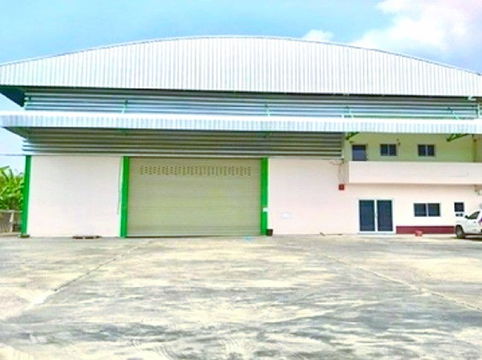 Ekachai Golf Course 1 km. Warehouse for rent factory on Ekachai Road Wat Pho Chai 3 km. 1,200 sq.m.