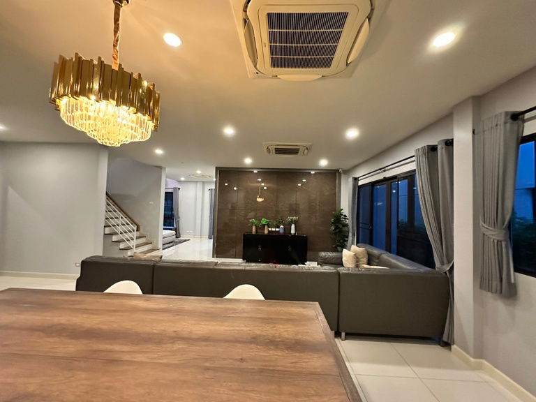 รูป 🏡 ด่วน!!! บ้านเดี่ยวหรู หลังมุม The City Bangna km.7 | 96 ตร.ว. 390 ตร.ม. ใกล้เมกา บางนา 👜 หิ้วกระเป๋าเข้าอยู่ได้เลย!!! - รูปที่ 9/27