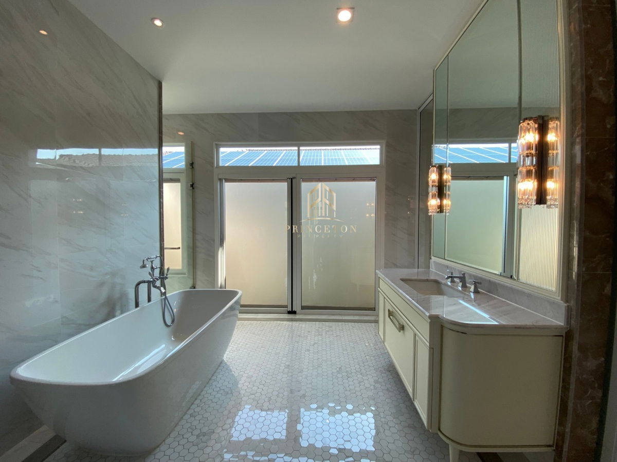 picture Luxury House for sale Nantawan Bangna Km. 7 Size L area 246.4 square wah - 22/35