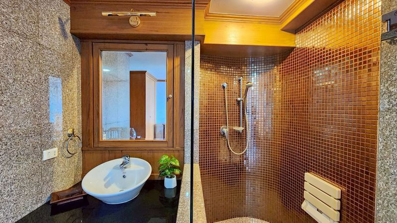 picture 🎉❤️ Rainy Season Deal! – Doi View Condo, Chiang Mai 🌄 Chom Doi Condominium | 8th Floor | 94 sq.m. with stunning mountain view! - 8/9