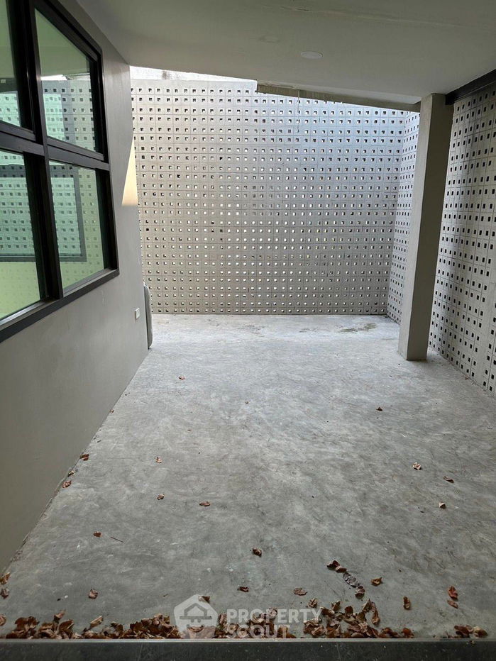 รูป บ้าน 4-ห้องนอน ใกล้ MRT สุทธิสาร (ID 1504168) - รูปที่ 19/23
