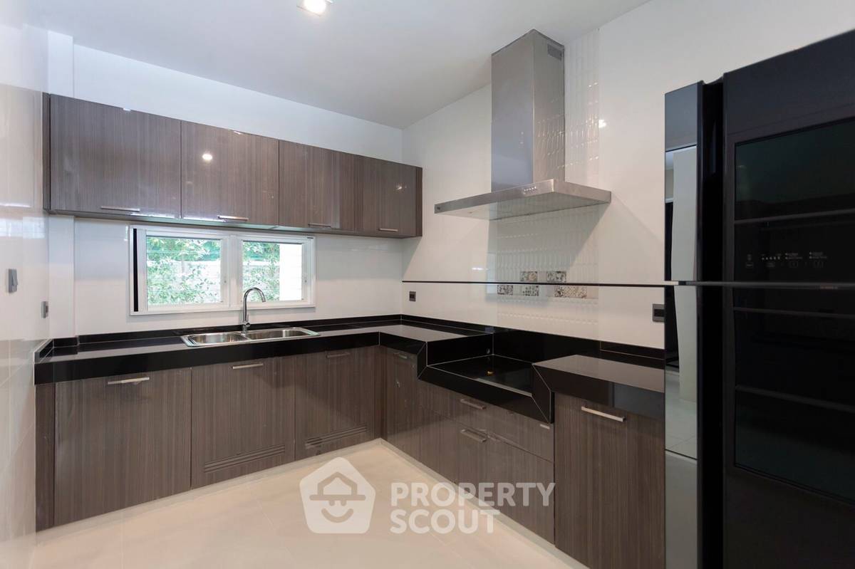 picture 4-BR House at Nantawan Bangna Km.7 in Bang Kaeo (ID 1698204) - 45/46