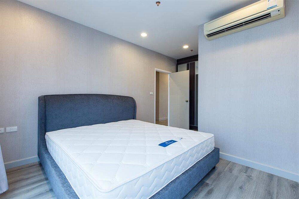 picture 🔥 Sale with tenant !!🔥 Code C20221200153..........Centric Sathorn - St. Louis, 2 bedroom, 2 bathroom, high floor 20++, furnished, Special Deal!!📣📣 - 8/12